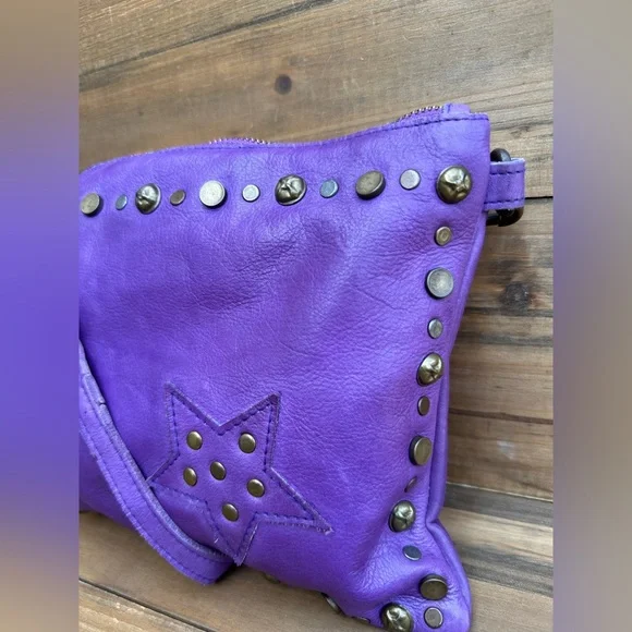 Viola Castellani Milano Studded Italian Leather ‘Star’ Patch Crossbody Handbag - Picture 4 of 14